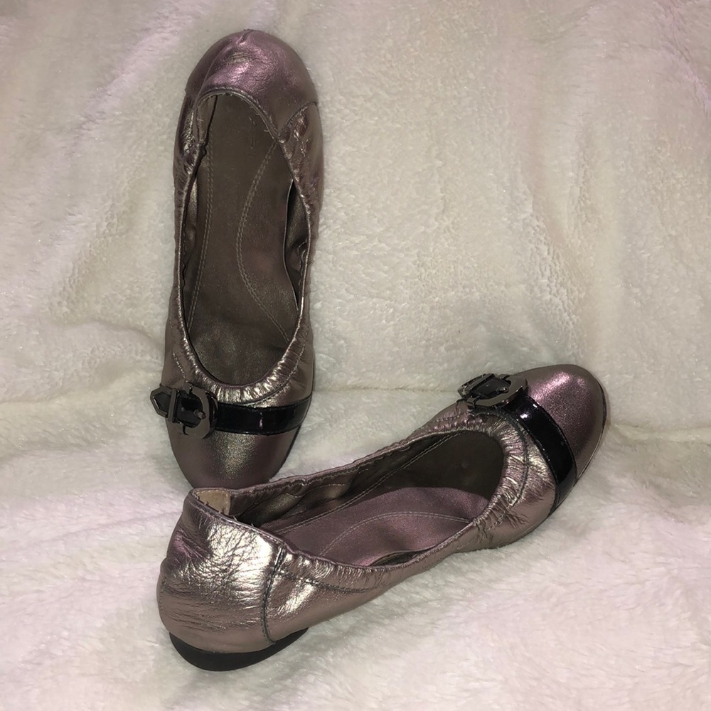 Tahari ballet shoes size 6.5